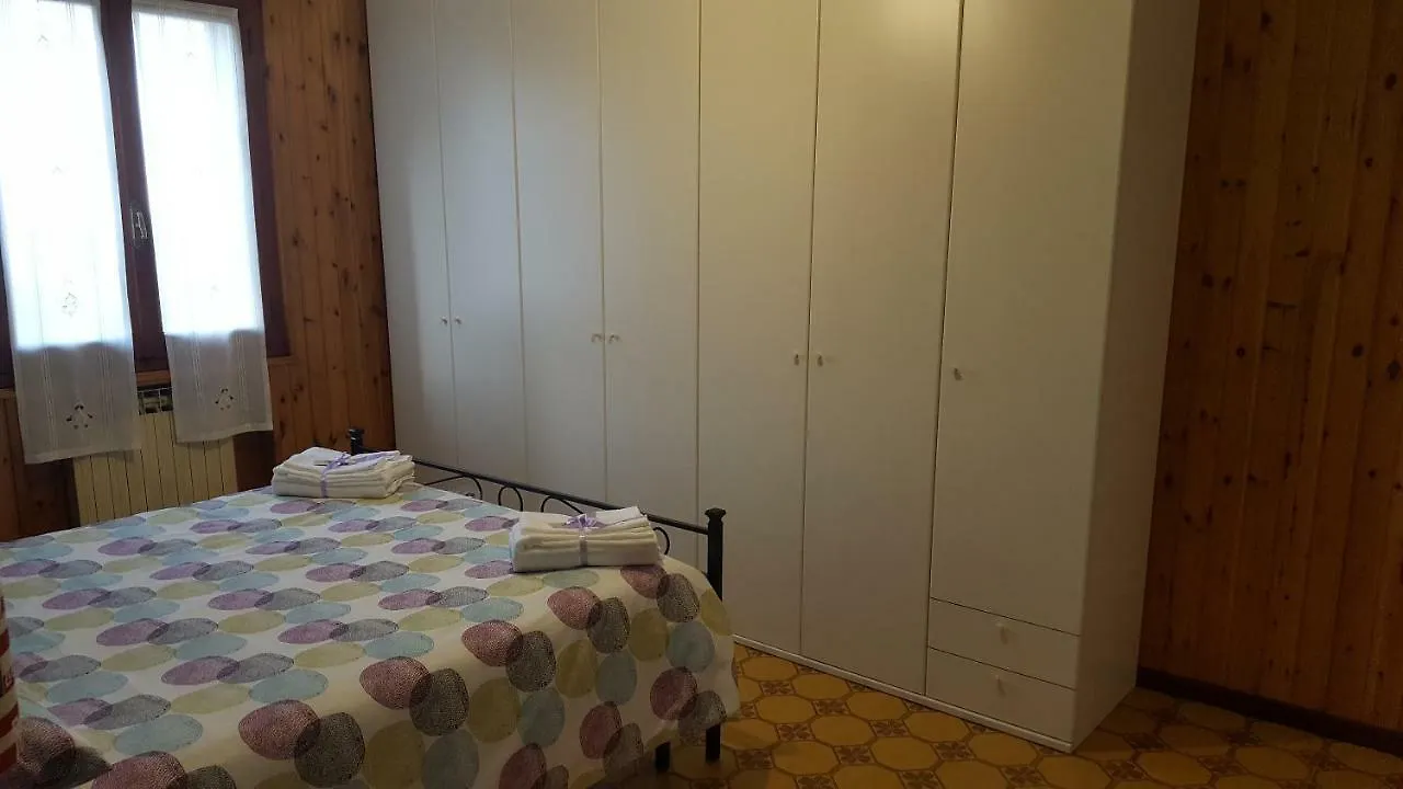 Borelli 57 Hotel Castel dell'Alpi Affittacamere